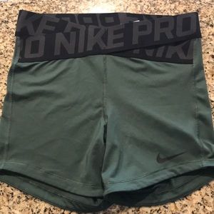 Nike Pro Crisscrossed Band Booty Shorts